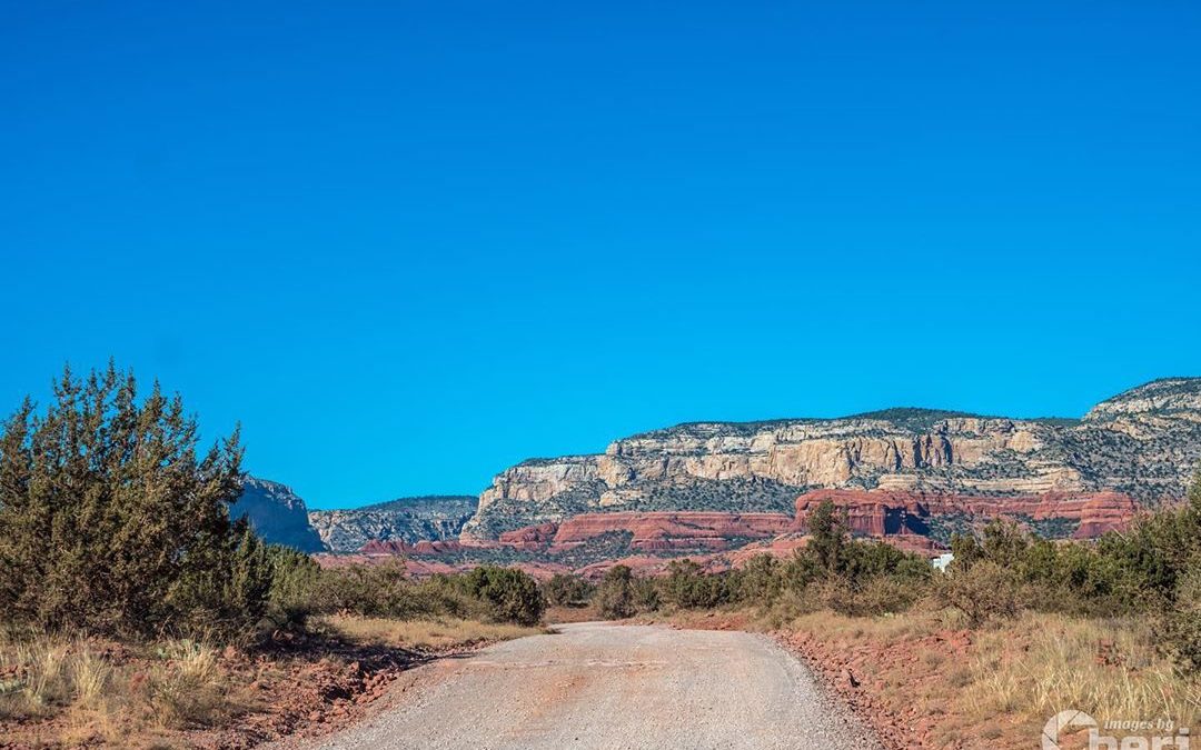 Take the roads less traveled…they are the most beautiful. #roadtrip #backroads…