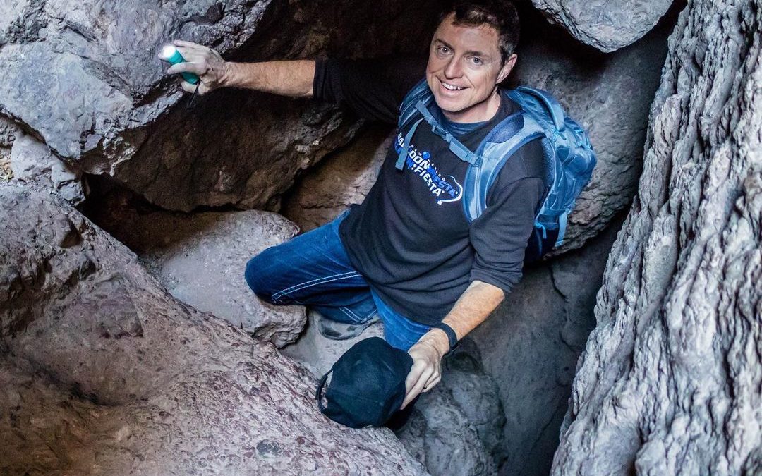 Headlamps and gloves, two things we now have in our hiking pack after hitting th…