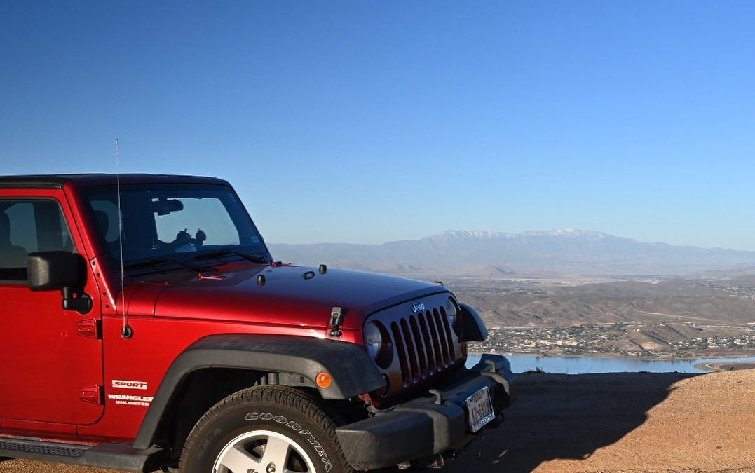 Adventure Jeep, aka AJ, found some amazing views on his drive. #jeep #jeepwrangl…