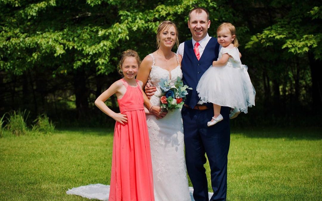 The Mabb Family. 

#weddingphotography 
#lovemyniece
#countrywedding
#imagesbych…