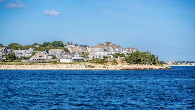 10 Places in the US Where Rich People Own the Most Real Estate