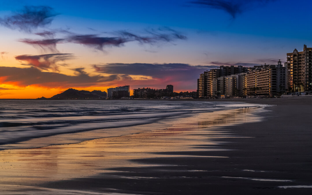 Oceanfront Oasis: Buildings by the Beach in Puerto Peñasco