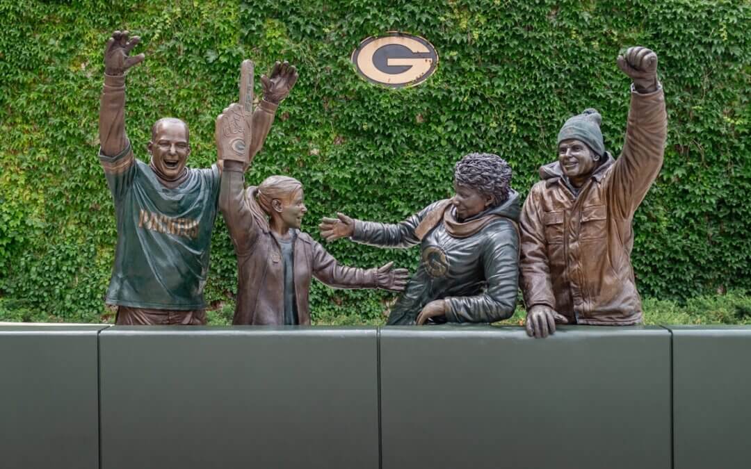 Green Bay Heart: Statue of Devoted Packers Fans Lambeau Field