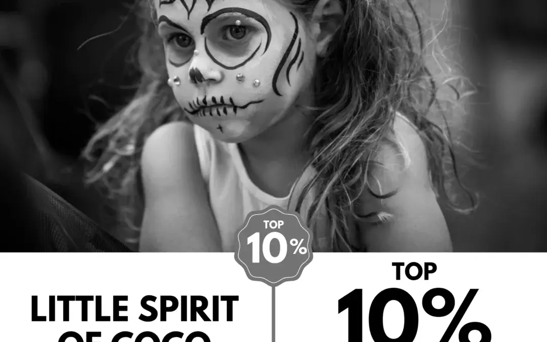 Viewbug.com: Top 10% Most Voted in ‘Monochromatic People Photo’ Contest